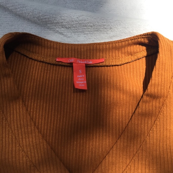 Chelsea & Violet Cardigan - Picture 3 of 5